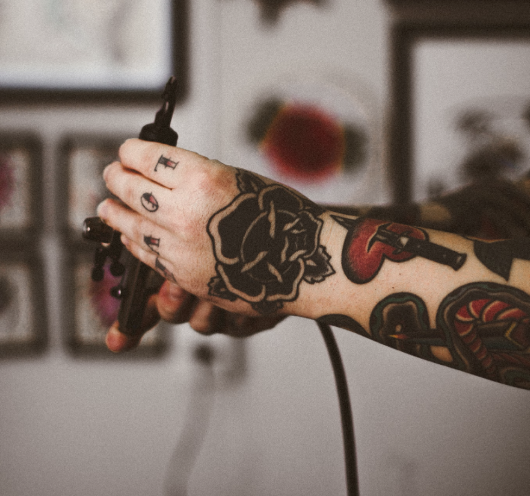 Can You Have a Tattoo While Breastfeeding? Risks and Tips Explained